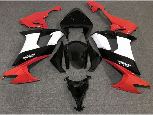 2008-2010 Rojo Brillante Blanco & Negro Kawasaki ZX10R Carenado Moto 2008-2010 Rojo Brillante Blanco & Negro Kawasaki ZX10R Carenado Moto